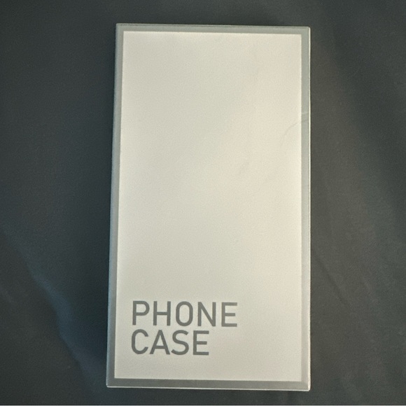 Shockproof Slim Case 15 Pro Max - Picture 3 of 3